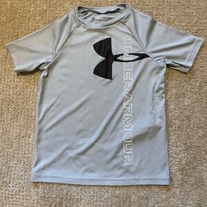 Under Armour Light Gray HeatGear Shirt